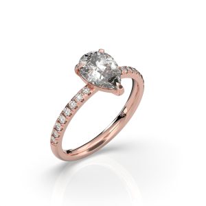 טבעת אירוסין טיפה קלאסית 1.5 קראט עם 12 אבנים צדדיות