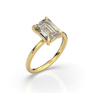 טבעת אירוסין אמרלד סוליטר קלאסית 2.5 קראט